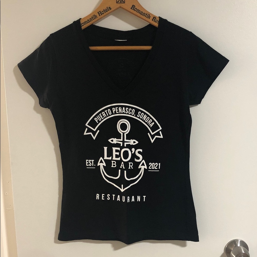 5️⃣ FOR $3️⃣! WOMEN’S LEO’S BAR Restaurant PUERTO PENANSCO